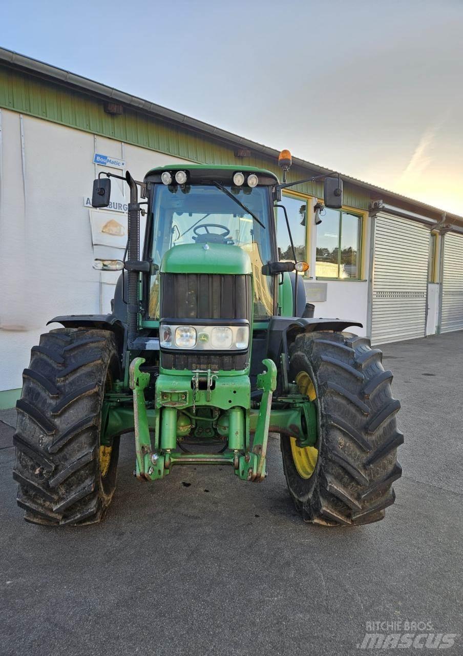 John Deere 7430 Tractors