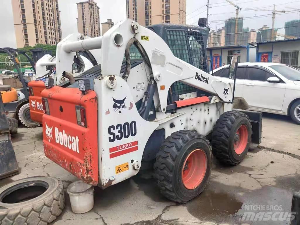 Bobcat S 300 Skid Steer Loaders