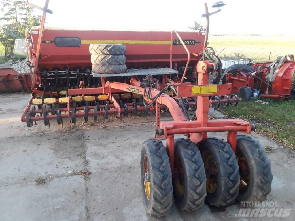 Väderstad Rapid400C Farm Drills