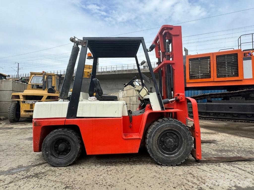 Nissan WF03A35U Diesel Forklifts