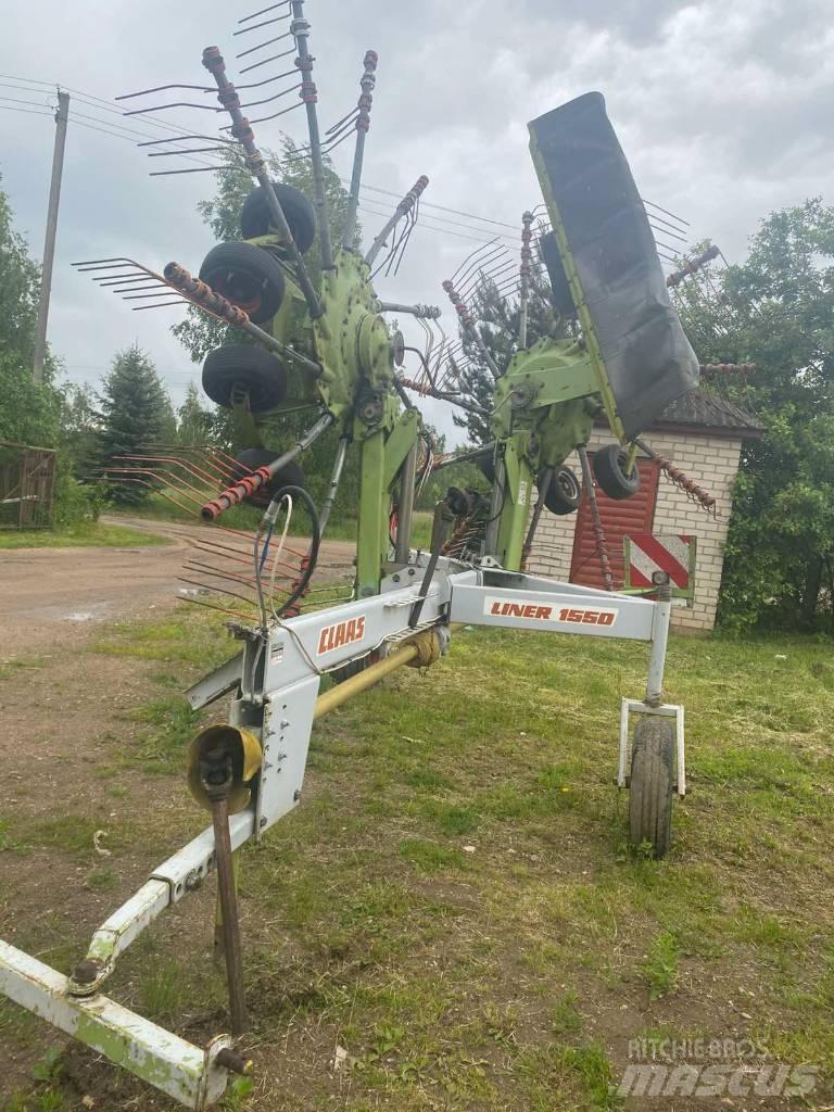 CLAAS Liner 1550 Rakes and tedders