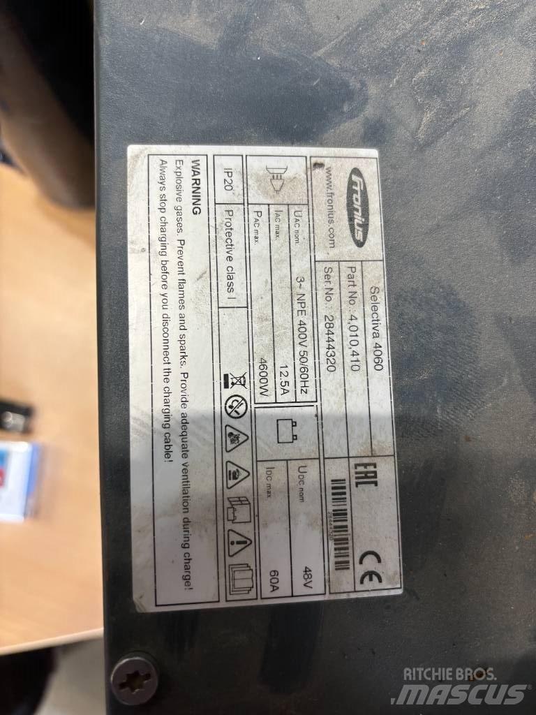 Linde R14/1120 Reach trucks