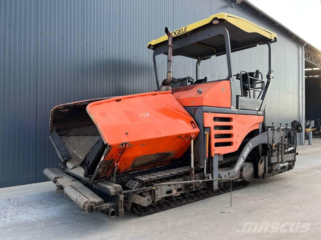 Vögele SUPER 1800-2 Asphalt pavers