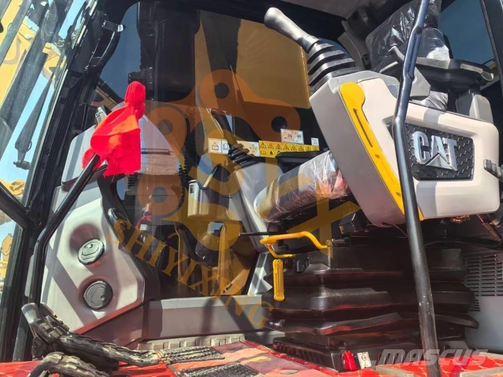 CAT 323 D Crawler Excavators