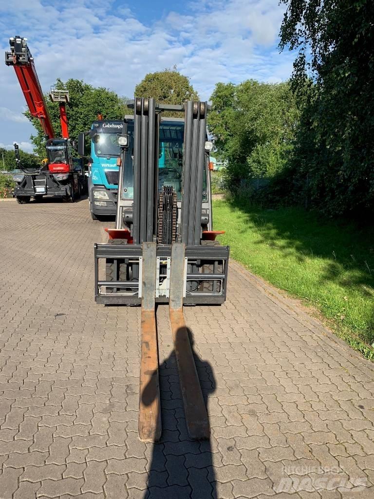 Nissan WG1F4F50Y Diesel Forklifts