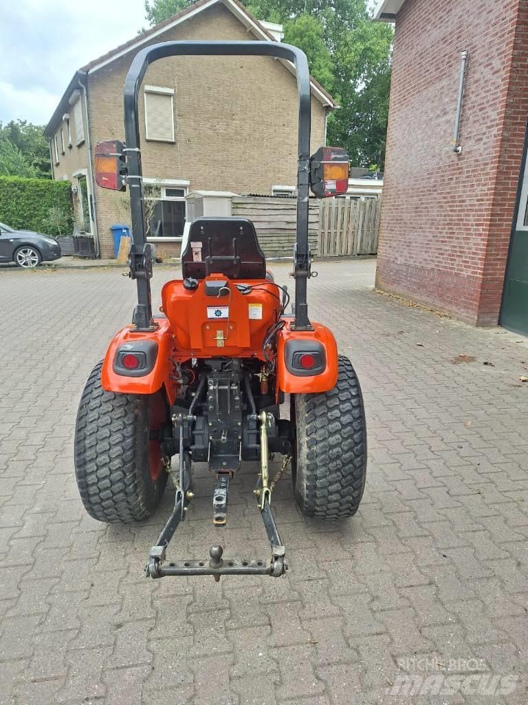 Kioti CK2810 HST Tractors