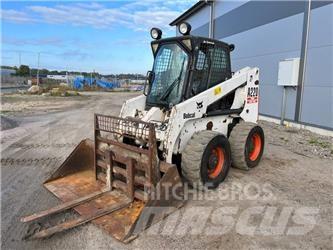 Bobcat A 220 Skid Steer Loaders