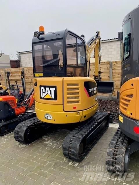 CAT 302.7 D CR Mini Excavators <7t (Mini Diggers)