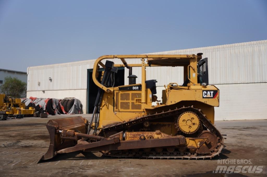 CAT D 6 R Crawler dozers
