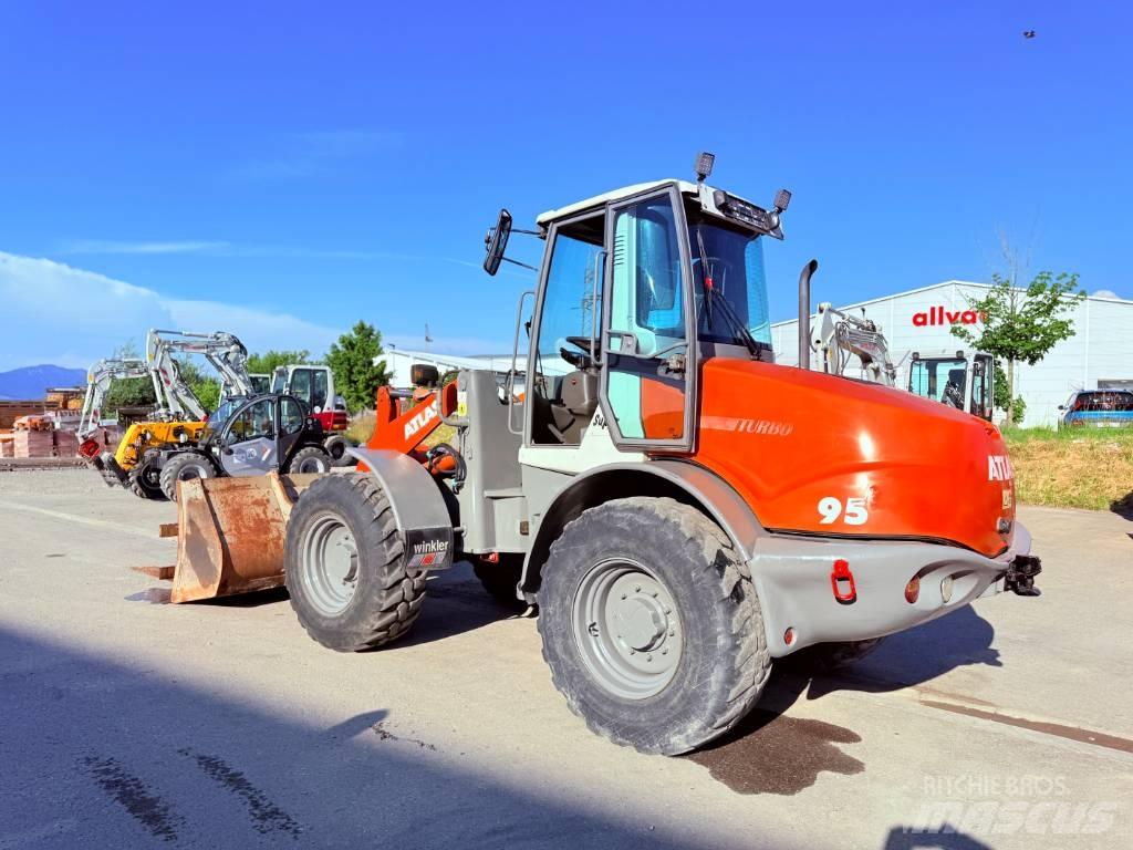 Atlas AR 95 Wheel Loaders