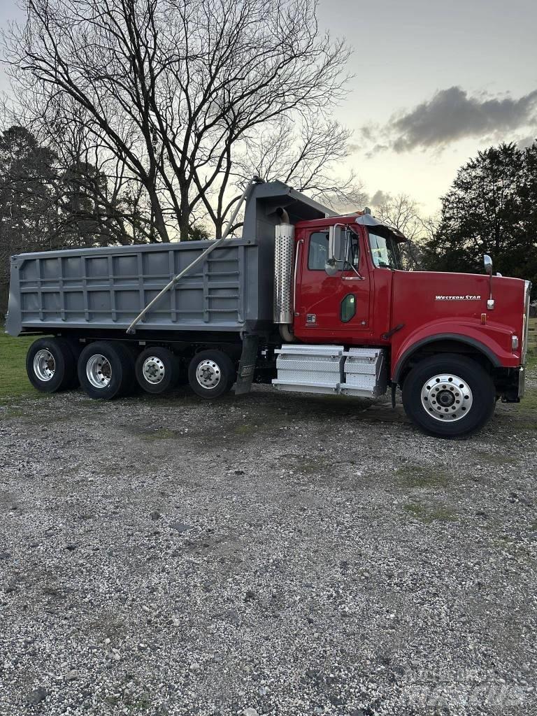 Western Star 4900 FA Dump Trucks