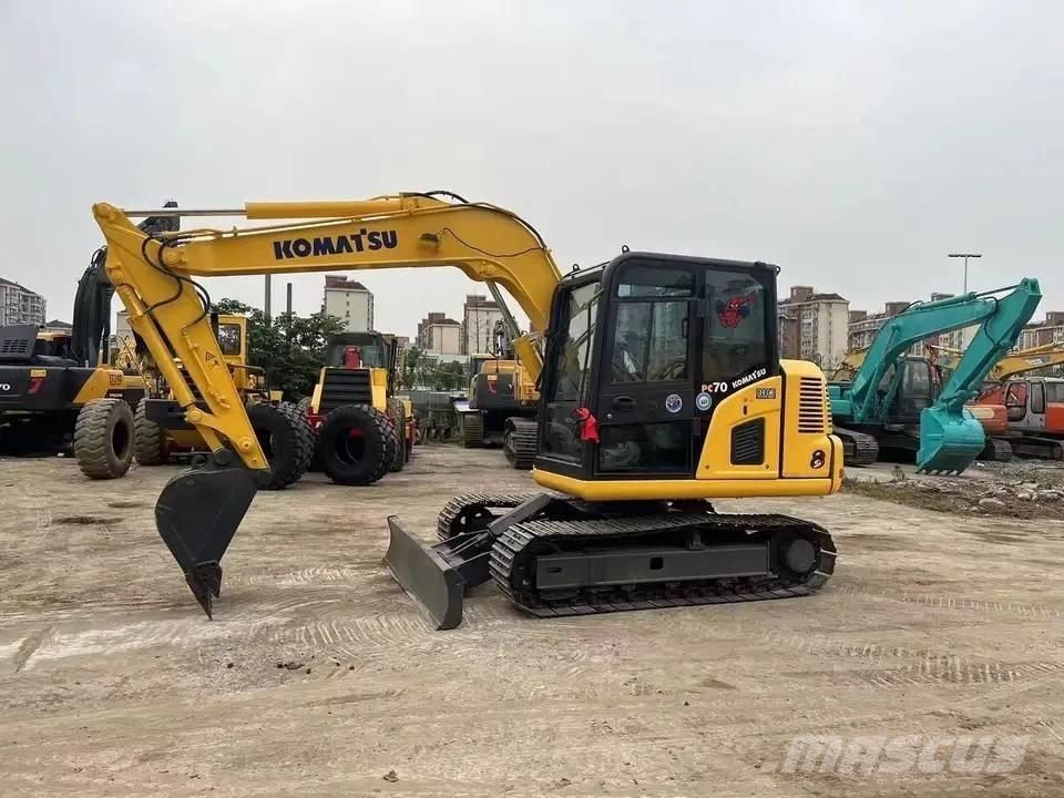 Komatsu PC70-8 Mini excavators  7t - 12t