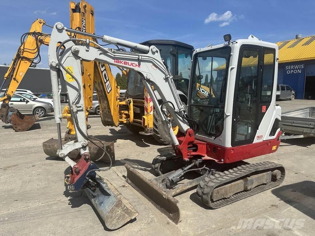 Takeuchi TB225 Mini Excavators <7t (Mini Diggers)