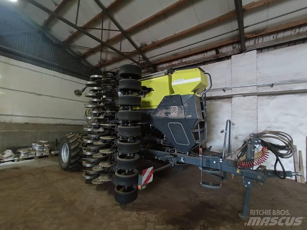  Sky Easydrill W6020 Farm Drills
