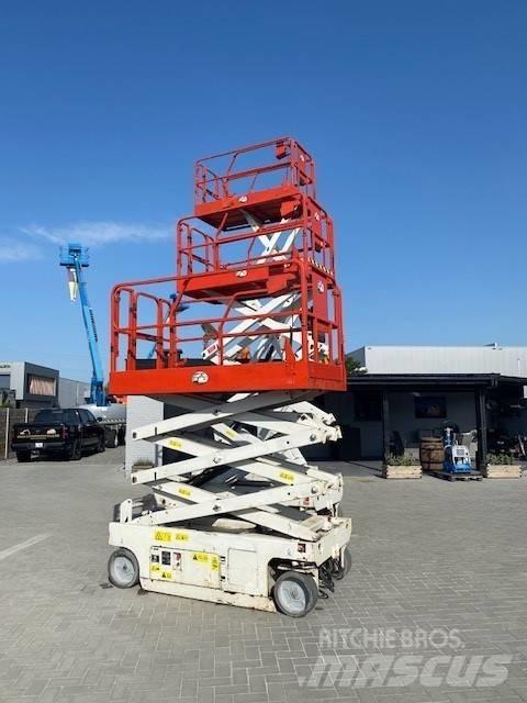 Genie GS 2046 Scissor Lifts