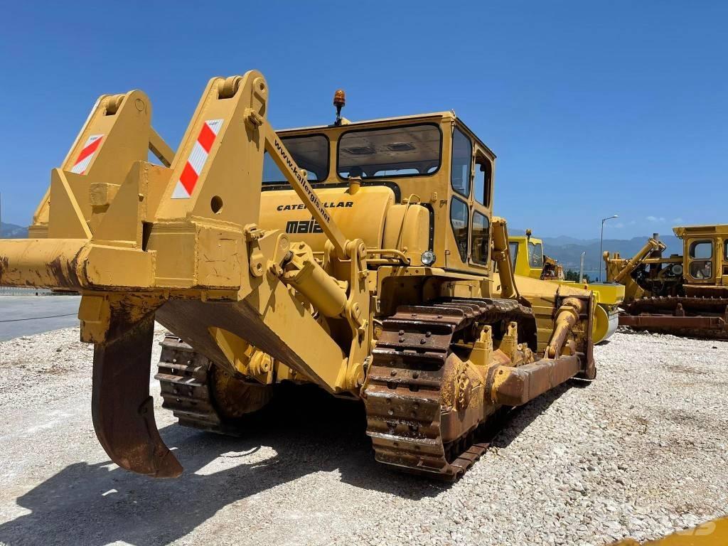CAT D 9 G Crawler dozers