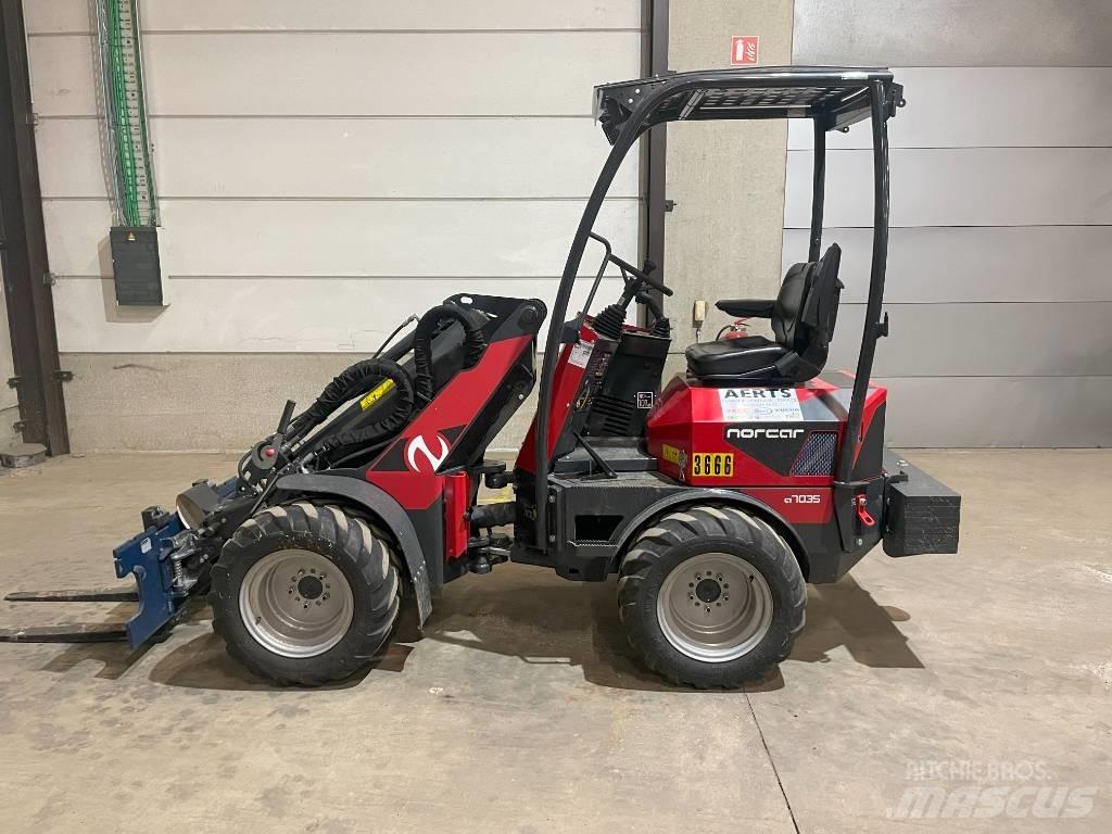 Norcar 7035 Wheel Loaders