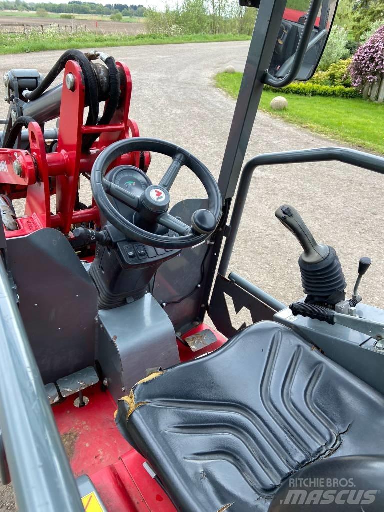 Weidemann 1240LP Mini Loader