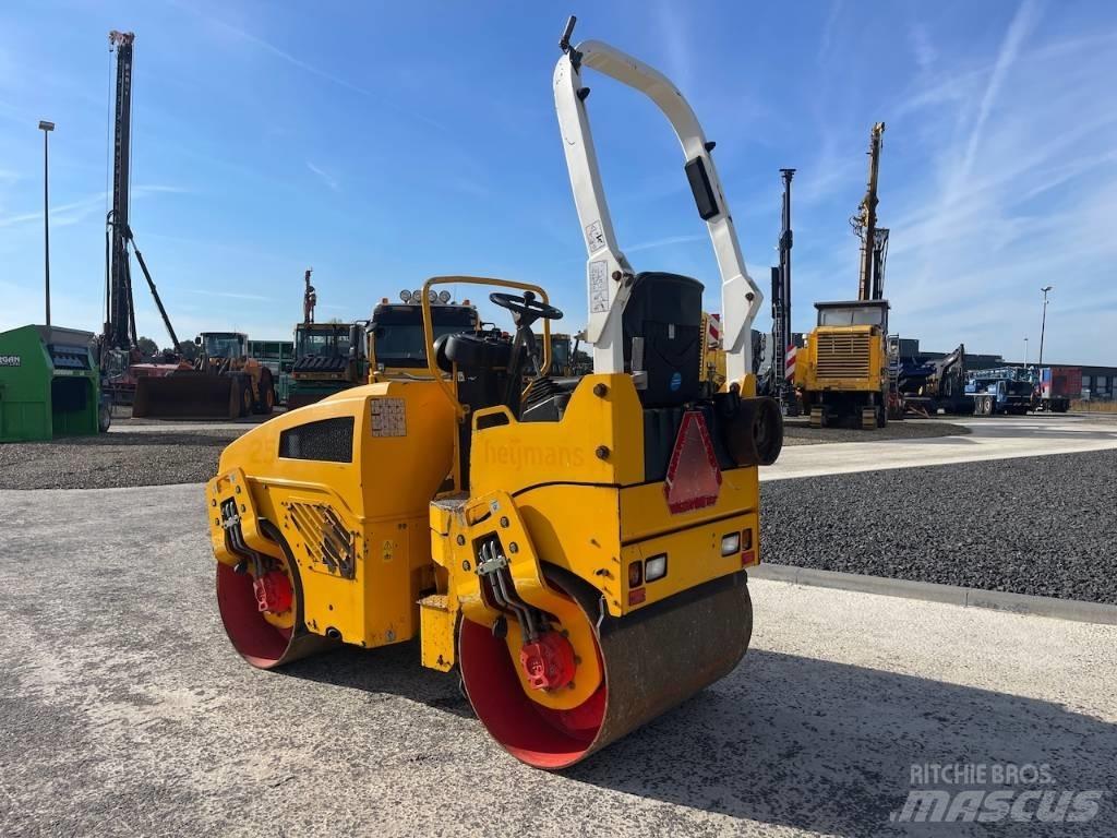 Bomag BW 100 AD-4 Twin drum rollers