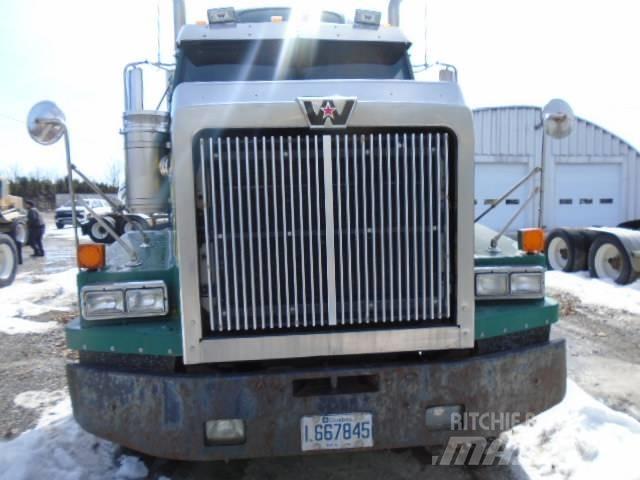 Western Star 4900 SA Tractor Units