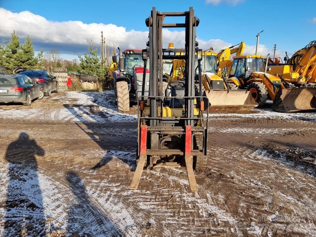 CAT DP 25 N Diesel Forklifts