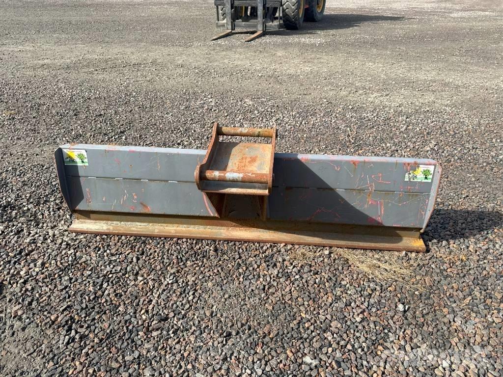  Redskap Planerskrapa Other Attachment / Components