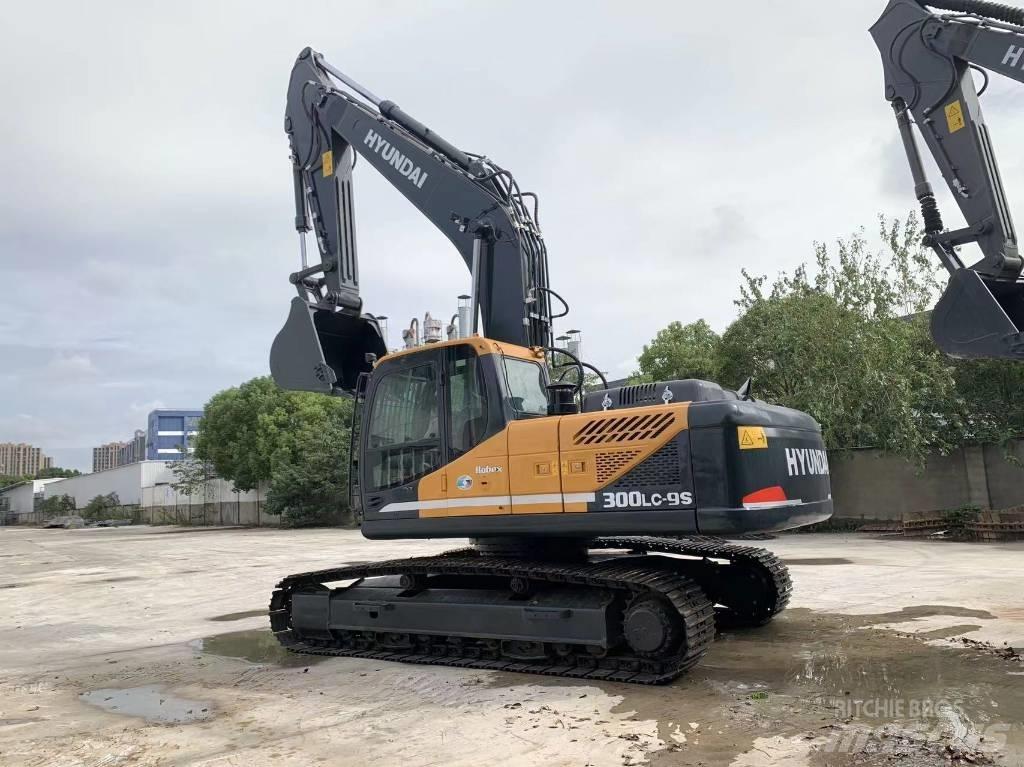 Hyundai R300LC-9S Mini excavators  7t - 12t