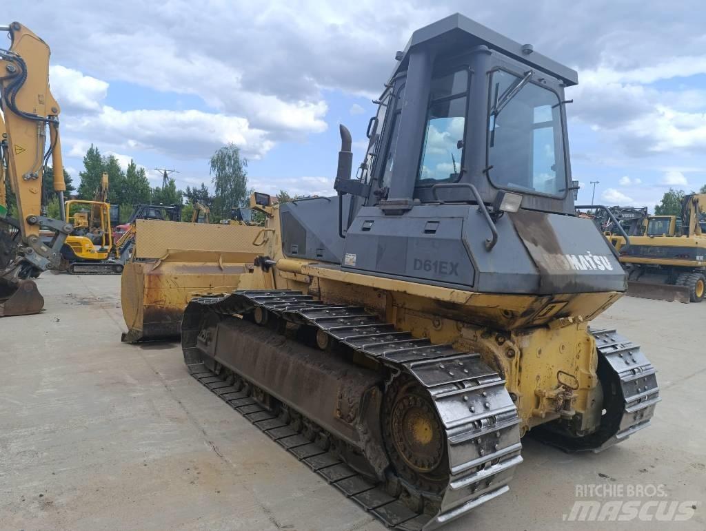 Komatsu D61EXL-12 Crawler dozers