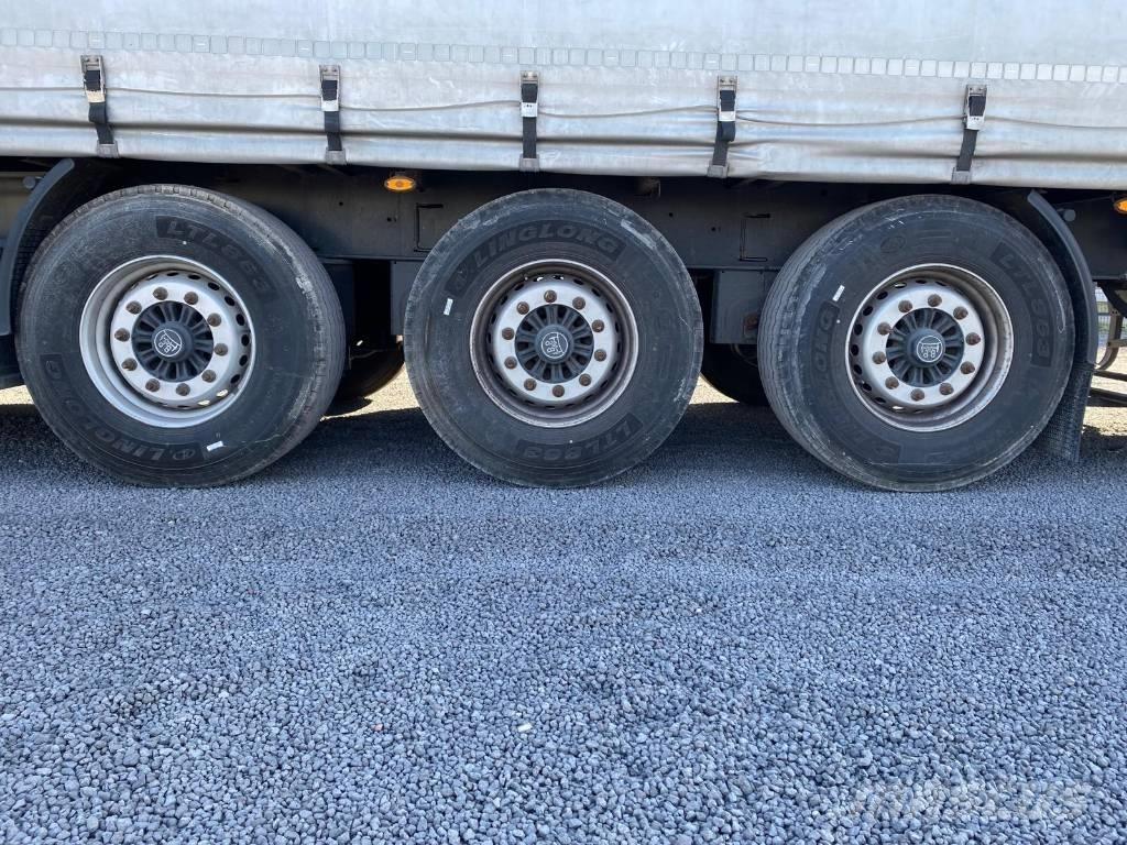 Kögel SN 24 Curtain  trailers