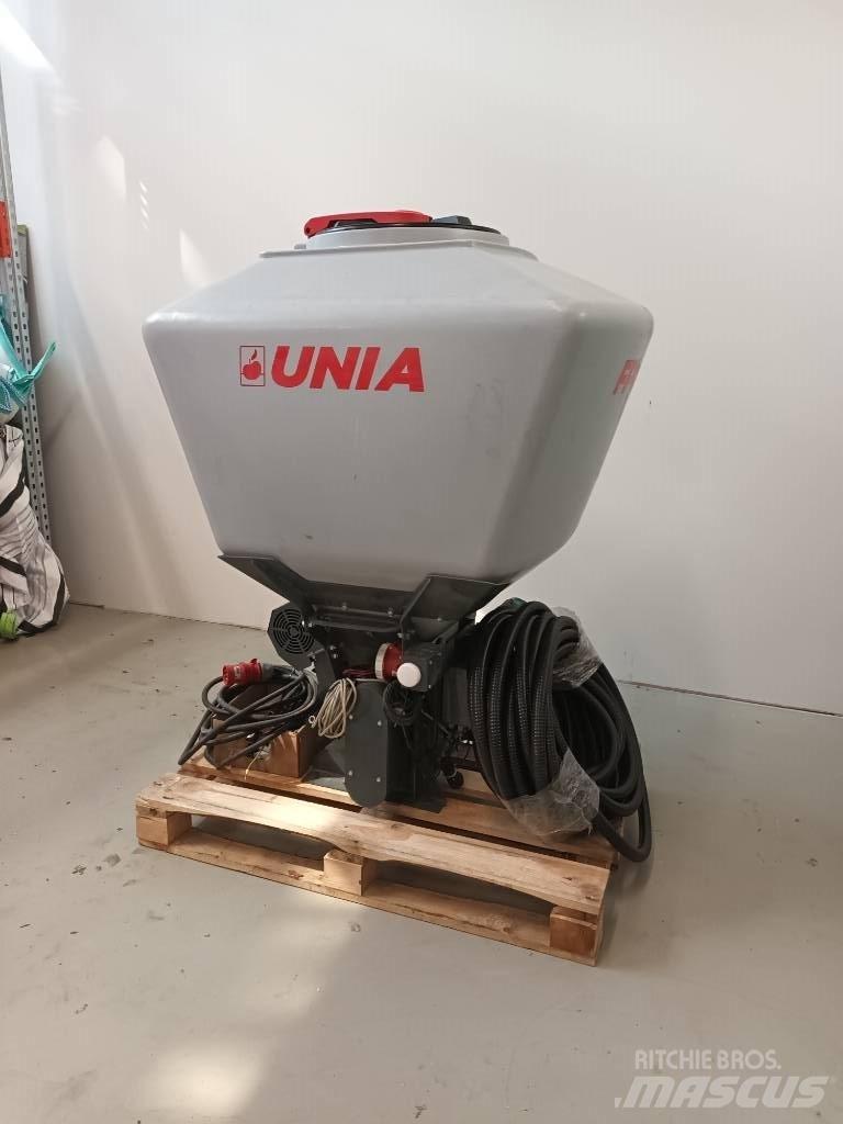Unia FP 550 Farm Drills