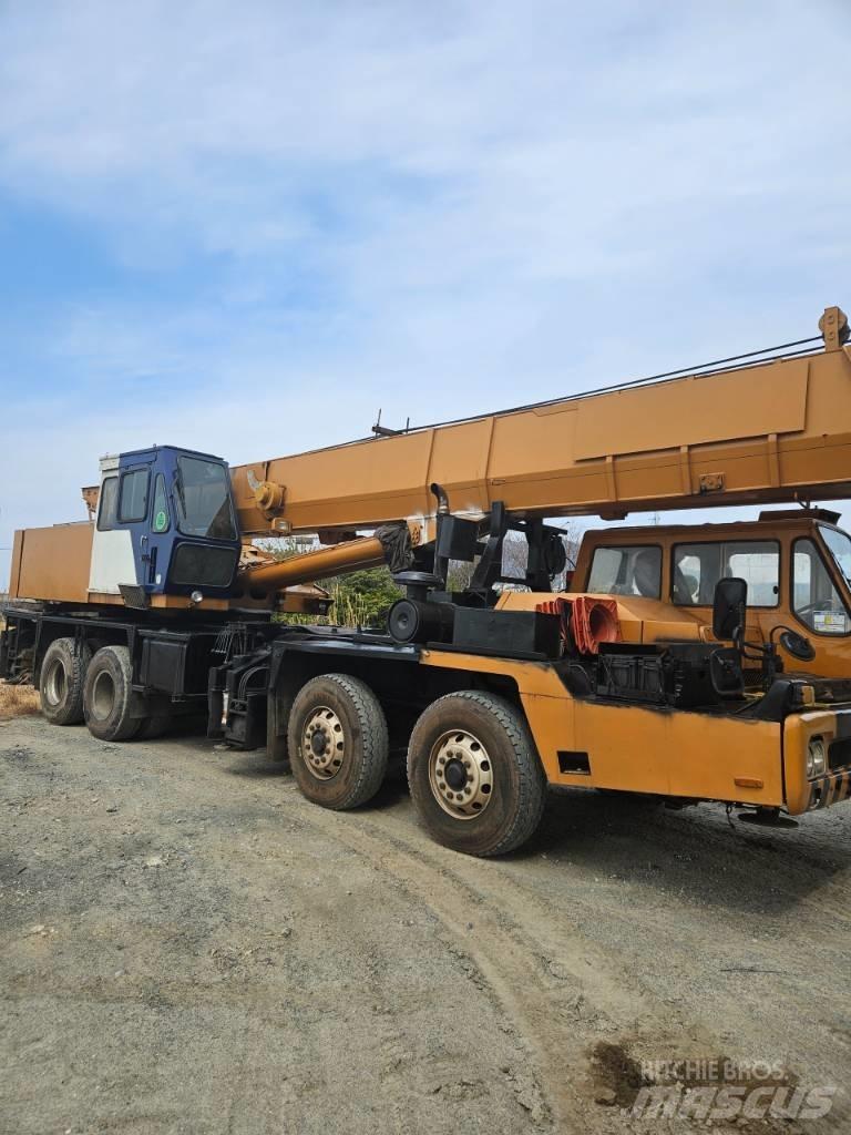 Samsung SC 50 H-2 Mobile and all terrain cranes