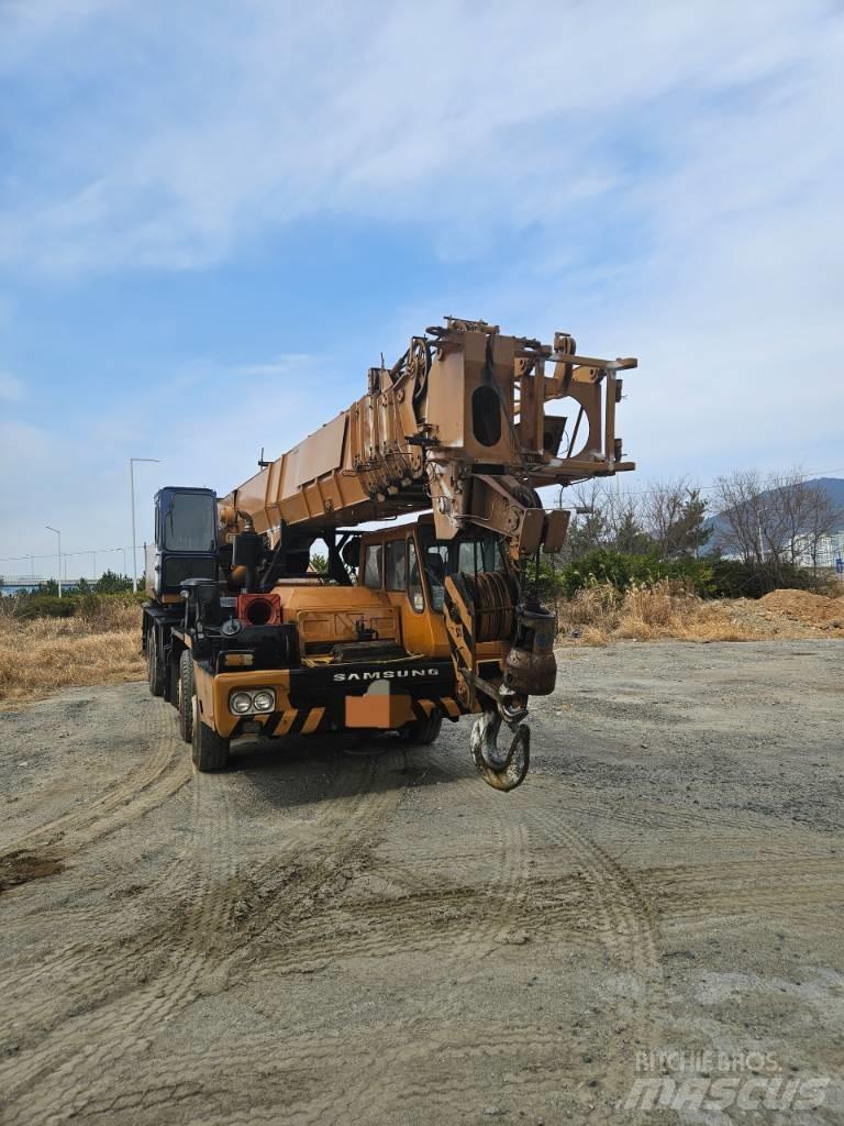 Samsung SC 50 H-2 Mobile and all terrain cranes