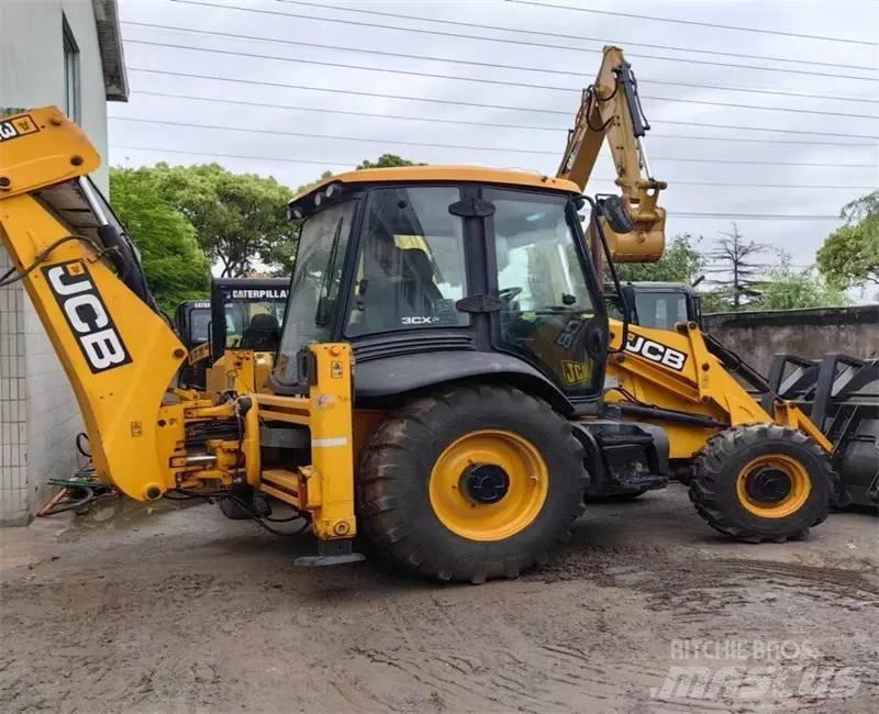 JCB 3CX Backhoe Loaders