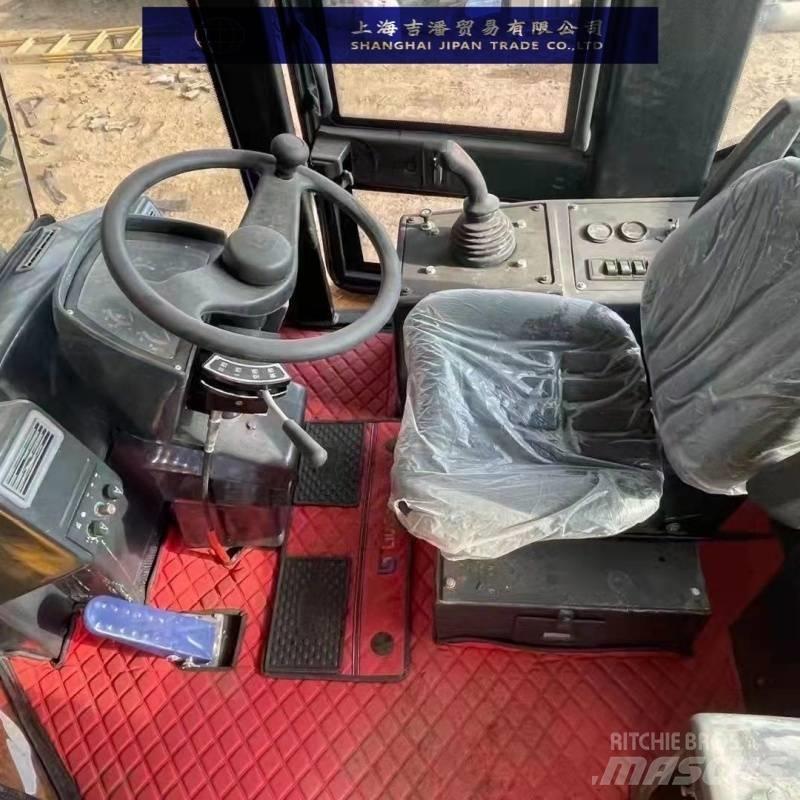 LiuGong CLG 835 Wheel Loaders