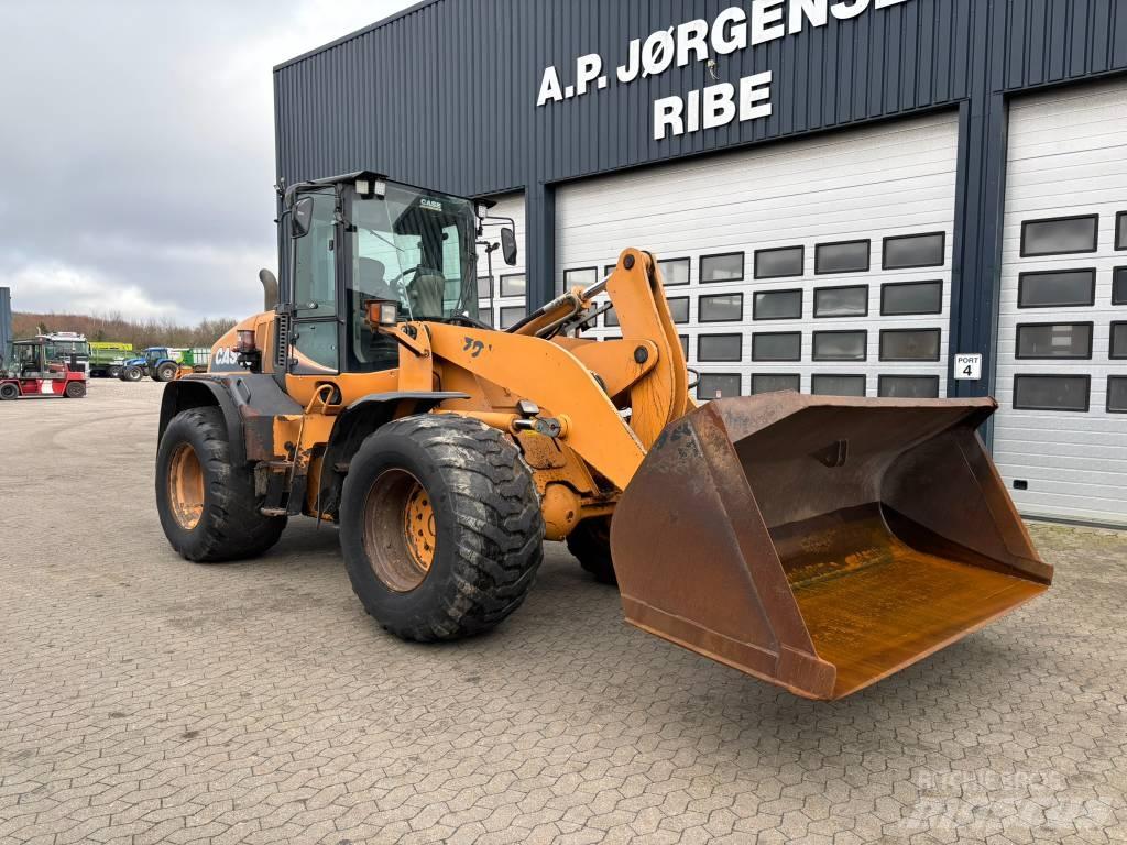 CASE 721 E Multi purpose loaders