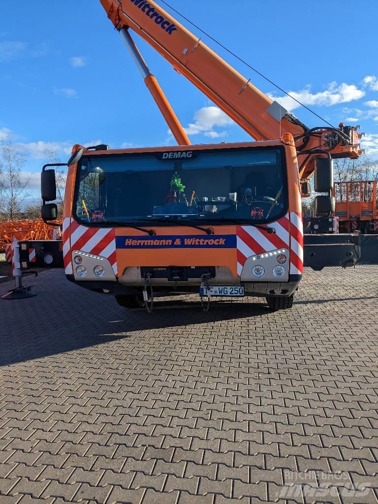 Terex Demag AC 250-5 Mobile and all terrain cranes