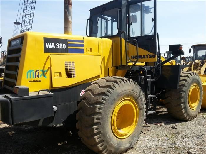 Komatsu WA 380-3 Wheel Loaders