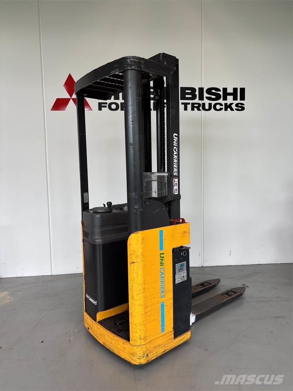 Atlet A160 Self Propelled Stackers