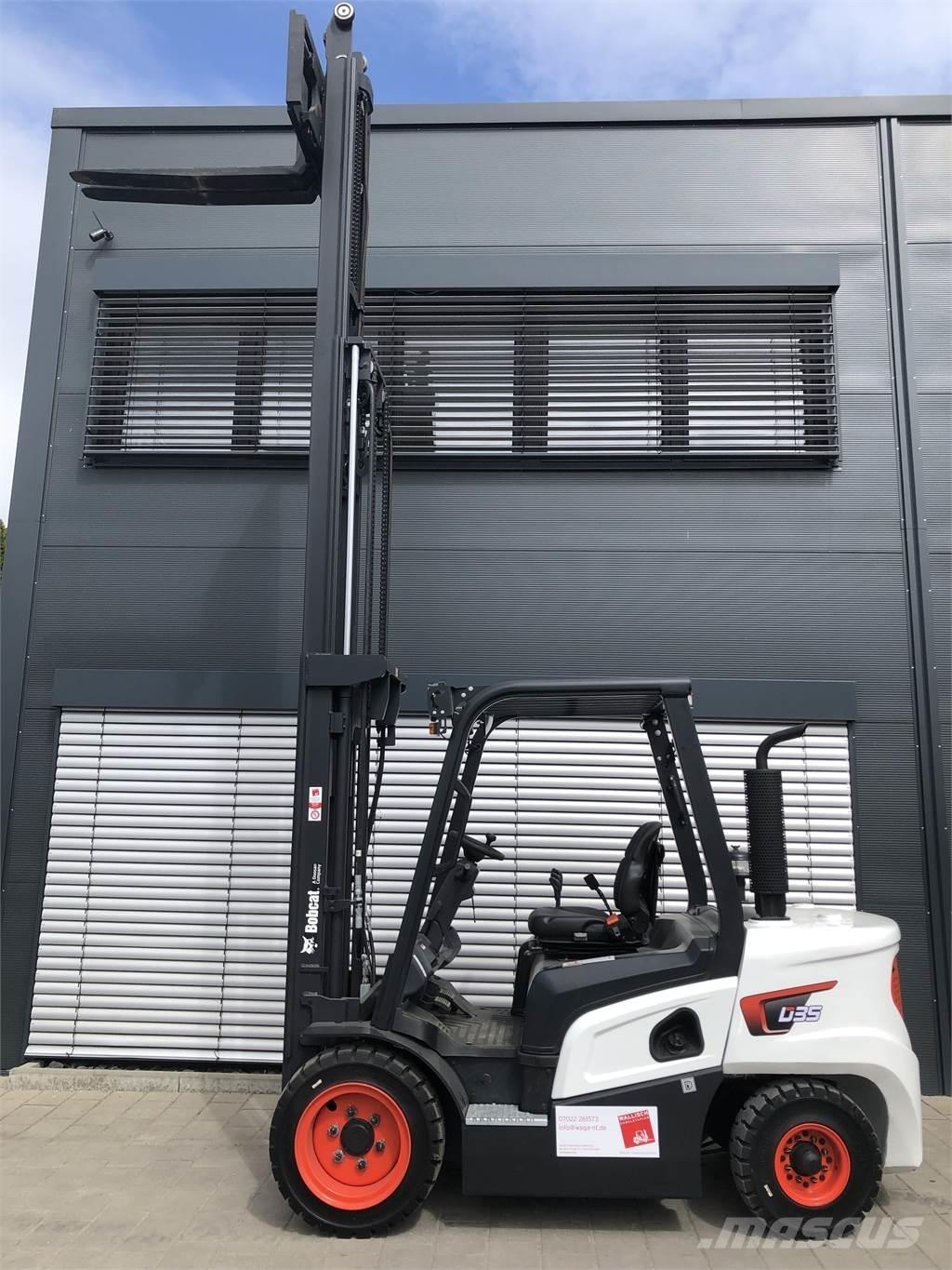 Bobcat D30NX Diesel Forklifts