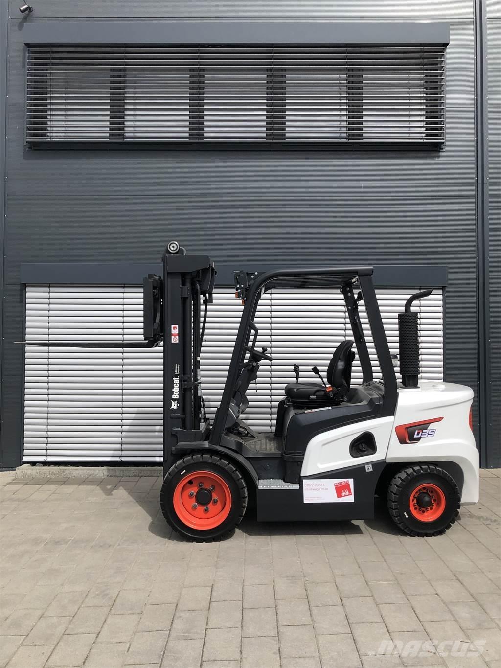 Bobcat D30NX Diesel Forklifts