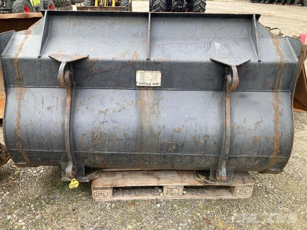 Volvo BM Skovl Wheel Loaders