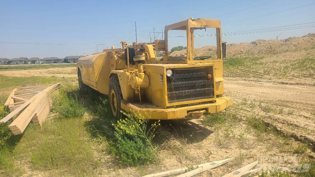 CAT 613 B Water Tankers