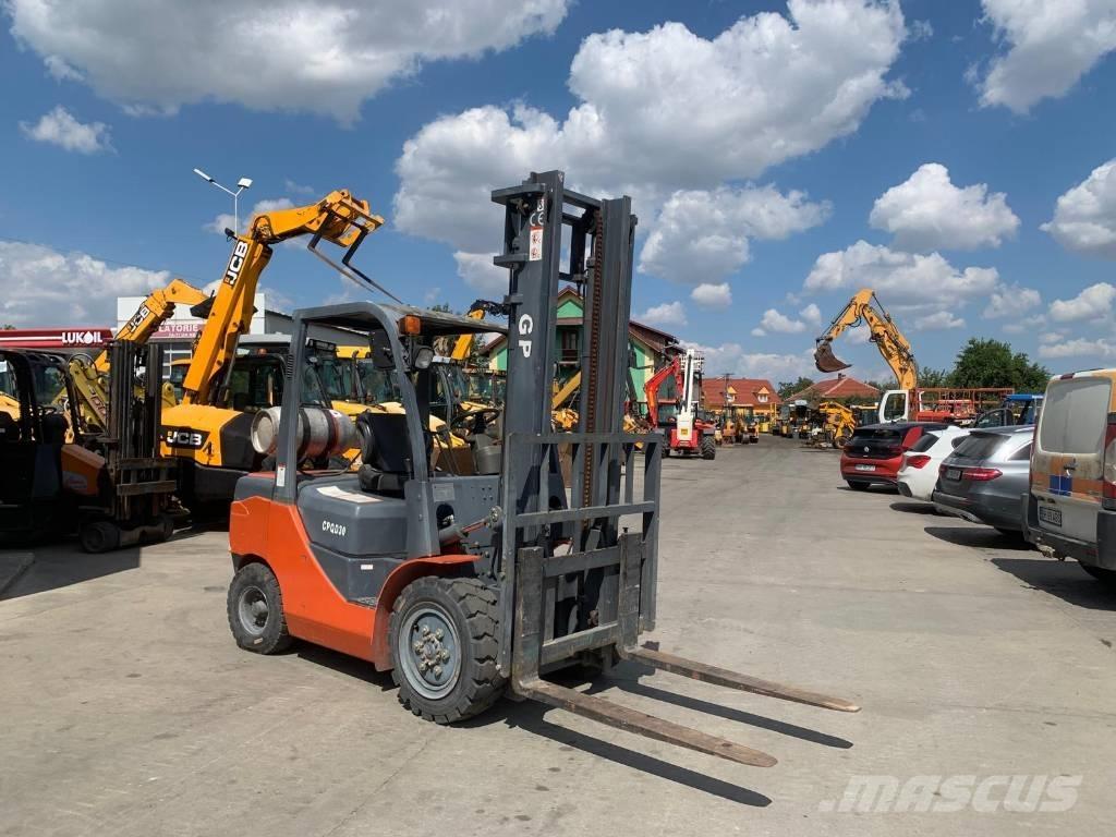  CPQD30 30 LPG trucks