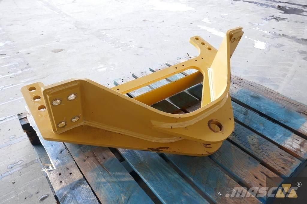 CAT 140M3 Drawbar Other Components