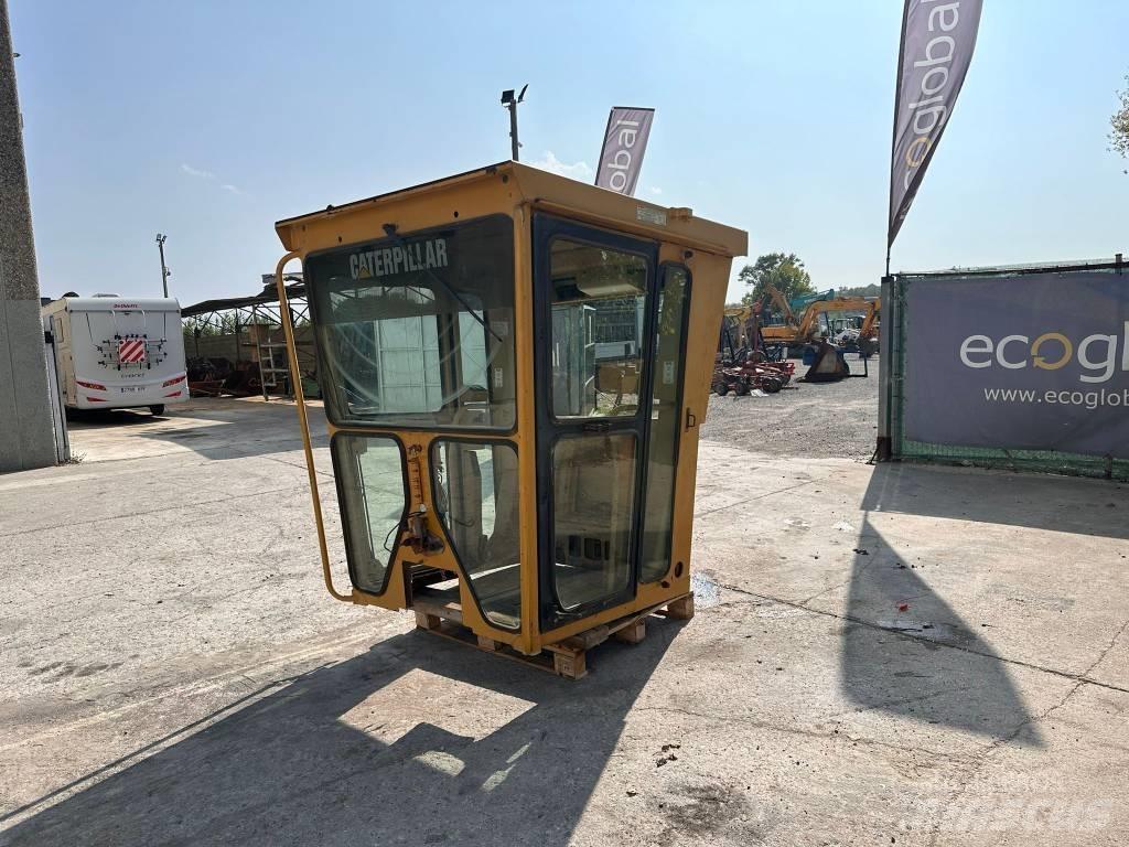 CAT 140 H Forestry Cabin