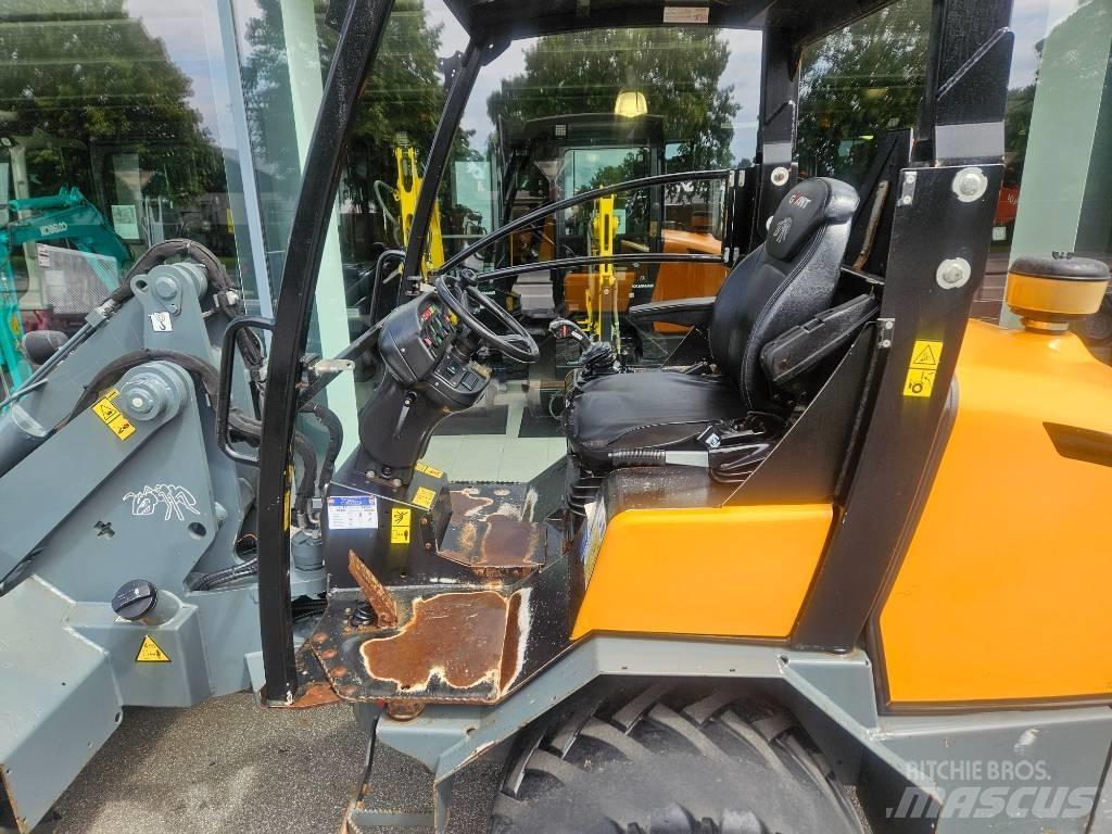 GiANT v5003 x-tra Mini Loader