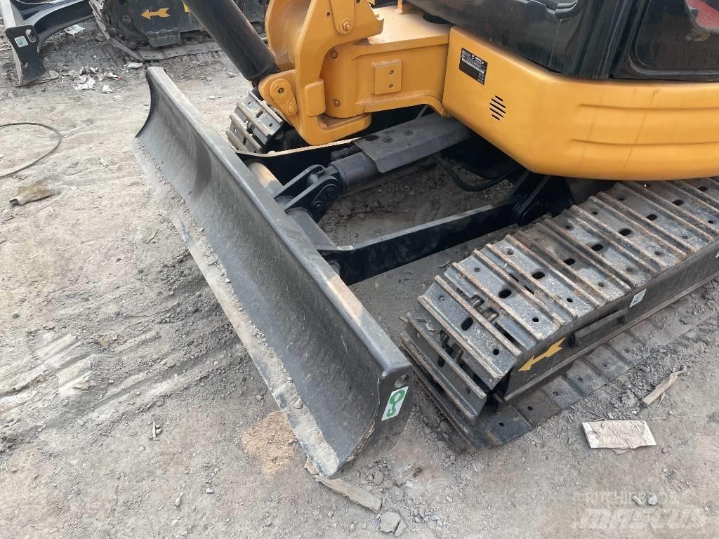 CAT 303.5ECR Mini Excavators <7t (Mini Diggers)