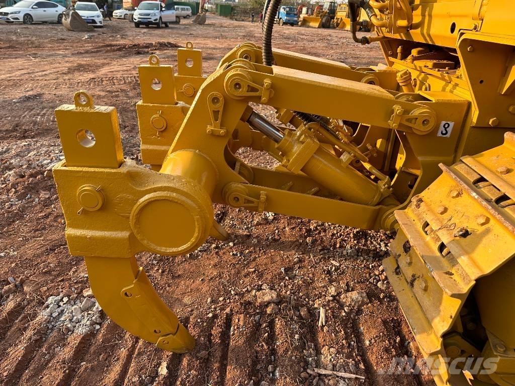 CAT D6G Crawler dozers