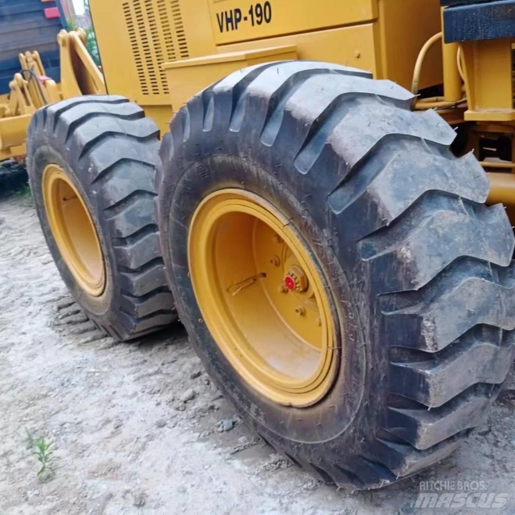 CAT 140 K Motor Graders