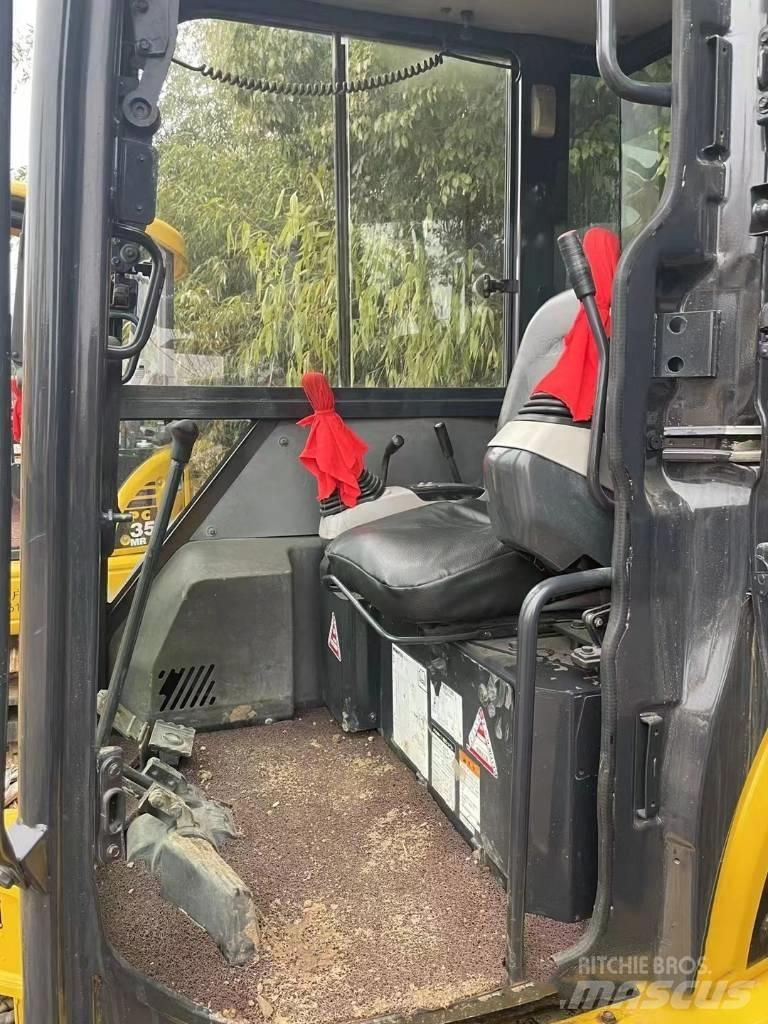 Komatsu PC30 Mini Excavators <7t (Mini Diggers)